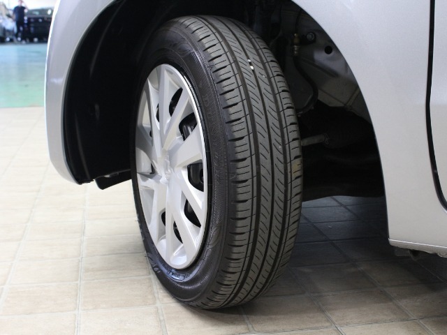 こちらの中古車はホッと保証Premium（2年・走行距離無制限）がついています。保証を延長できるホッと保証プラス3年がございます。