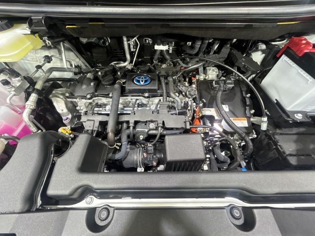 親切・丁寧な専門メカニックスタッフが応対！・車検・点検整備・事故等の修理などアフターサービスも安心。お車のカスタマイズもネクステージのサービススタッフまでご相談ください！