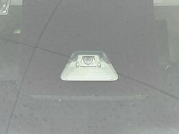 【スマートアシスト】走行中に前方の車両等を認識し、衝突しそうな時は警報とブレーキで衝突回避と被害軽減をアシスト。より安全にドライブをお楽しみいただけます。