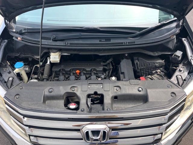 親切・丁寧な専門メカニックスタッフが応対！・車検・点検整備・事故等の修理などアフターサービスも安心。お車のカスタマイズもネクステージのサービススタッフまでご相談ください！