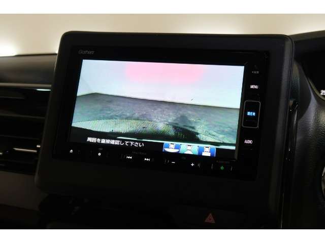 ◆◆バックカメラの画像です。車庫入れの安心感がアップしますね☆