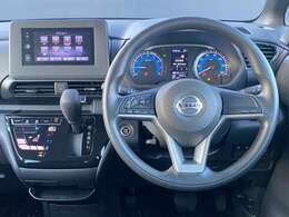 ルークスの運転席周りの画像です。興味がわいて来ませんか？ゆっくり、じっくりご覧下さい。