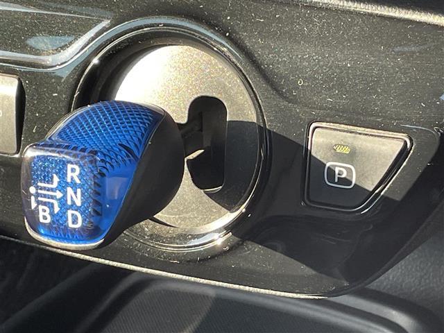 店舗にて現車の確認もいただけますので、お電話で在庫のご確認の上是非ご来店くださいませ！！！