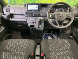 グループ総在庫数約30，000台！！全国の系列店からメーカー・車種問わずご紹介出来るので、あなたにピッタリのお車が見つかるはずです♪まずはお問い合わせ下さい☆