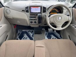 グループ総在庫数約30，000台！！全国の系列店からメーカー・車種問わずご紹介出来るので、あなたにピッタリのお車が見つかるはずです♪まずはお問い合わせ下さい☆