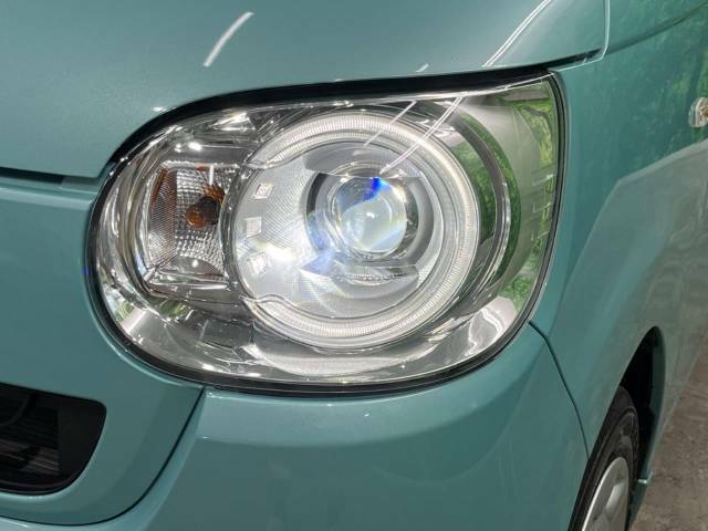 【LEDヘッドライト】悪天候や夜間走行時も良好な視界を確保し安心して運転できる高輝度LEDヘッドライトを装備！点灯速度が早く、消費電力も抑えられています。