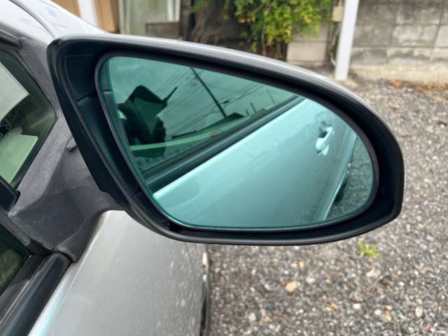雨の時でも見やすいミラーです＾＾
