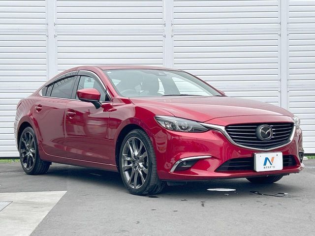 大好評のボディコーティング「弾スプラッシュコート」もご納車までに施工可能。通常のガラスコートと異なる、耐久年数6年の無機質ガラスコーティングが、ボディをキレイな状態に保ってくれます。
