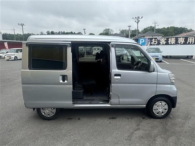 ☆全国納車可能！ご自宅まで納車させて頂いております。ネットでの販売実績多数！安心のお車選びをモットーにスタッフ一丸となりご協力いたします。全国からのお問い合わせお待ちしております。☆