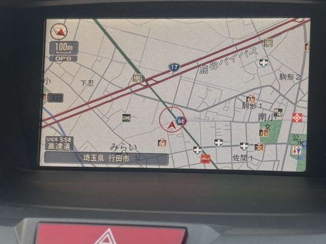 ナビ付きです。