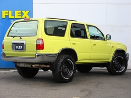 メッキ×イエローが目を引きます！