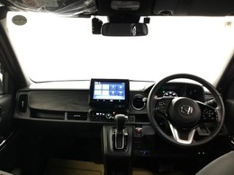 すみずみまで運転視界がクリア。狭い路地でも安心です。