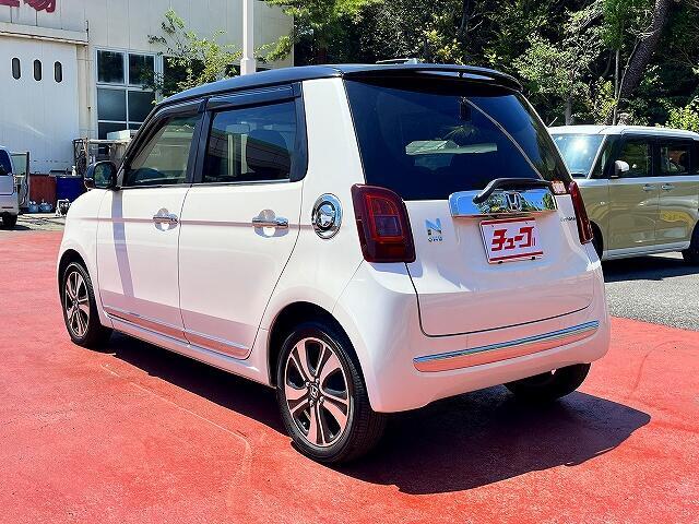 最長8年間の保証制度も充実しています！ 中古車にも新車と同じ補償内容を付帯可能！ ここまで出来るのは品質に自信があるからこそです！