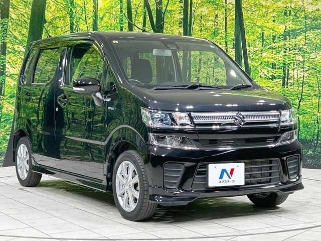 大好評のボディコーティング「弾スプラッシュコート」もご納車までに施工可能。通常のガラスコートと異なる、耐久年数6年の無機質ガラスコーティングが、ボディをキレイな状態に保ってくれます。
