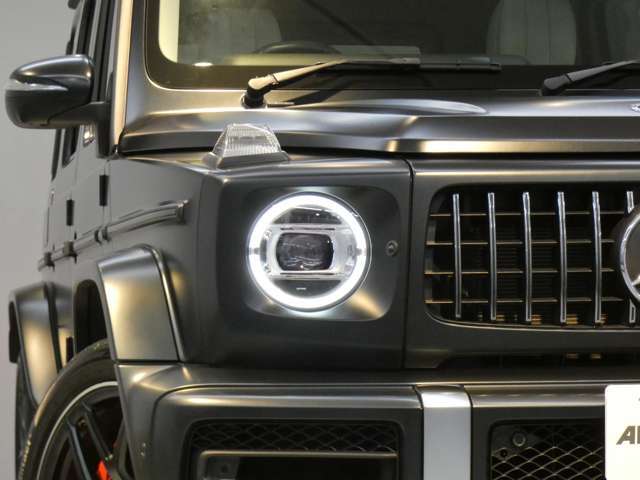 心地よい禁煙車輌！！　アダプティブダンピングシステム＆ガラススライディングルーフに先進装備レーダーセーフティーパッケージ（ブラインドスポットアシスト・アクティブディスタンスアシストディストロニック・