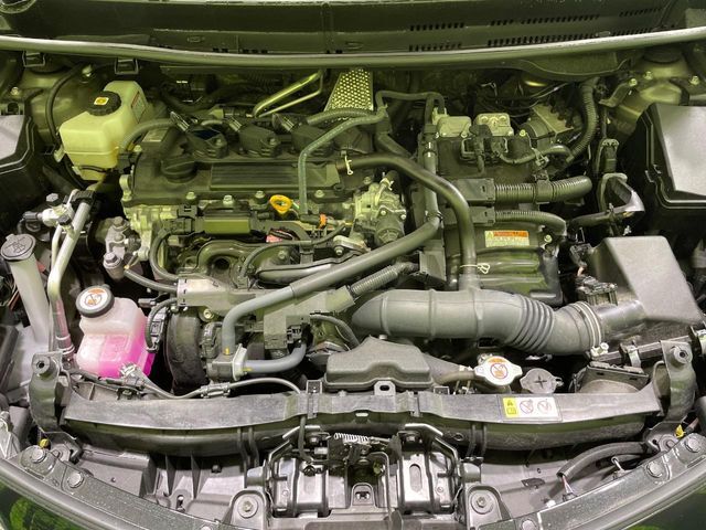 親切・丁寧な専門メカニックスタッフが応対！・車検・点検整備・事故等の修理などアフターサービスも安心。お車のカスタマイズもネクステージのサービススタッフまでご相談ください！