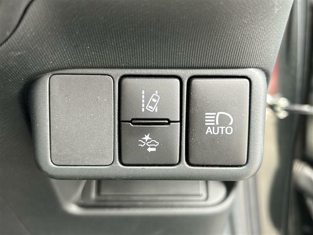 【Toyota Safety Sense C】トヨタのさまざまな安全装備が搭載されており、万一の事故の危険回避をサポートします！◆搭載機能：PCS/LDA/AHB/発進遅れ告知