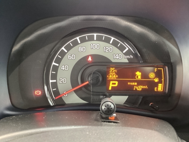 燃費計も搭載されていますので燃費の良い運転を心掛けられますね！