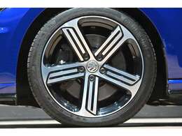 純正18インチAWでございます！