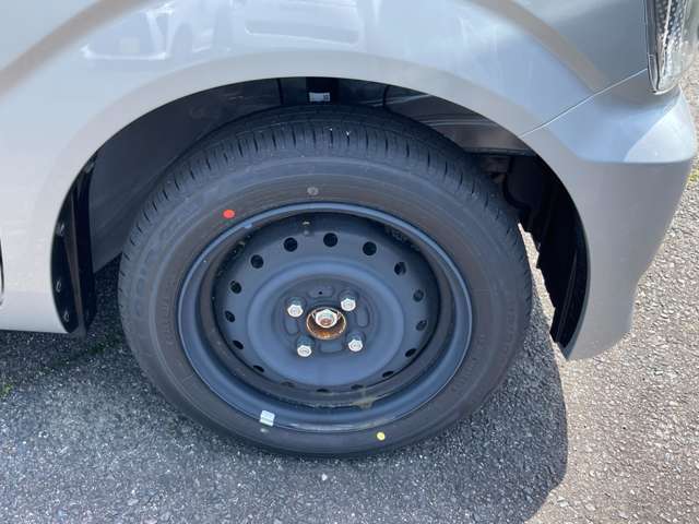 新車・登録（届出）済未使用車・中古車 お客様のご要望に合わせたお車を販売いたしております。店頭にないお車も注文販売を承っております。