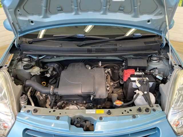 親切・丁寧な専門メカニックスタッフが応対！・車検・点検整備・事故等の修理などアフターサービスも安心。お車のカスタマイズもネクステージのサービススタッフまでご相談ください！
