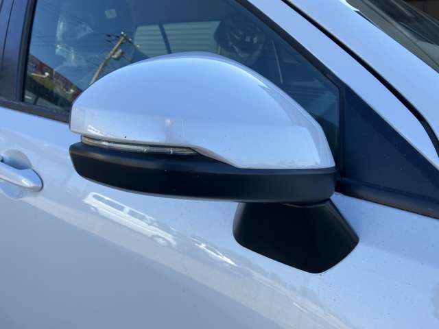 運転席側ミラーです☆