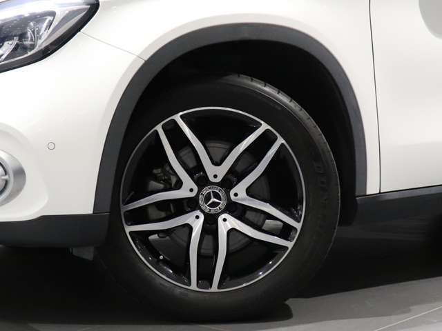 限定車特別装備のオフロードサスペンション装備になります！