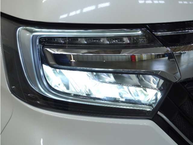 ◆LEDヘッドライト◆　LEDライトは、明るく視認性が良く、省エネで環境にもやさしいヘッドライトです！
