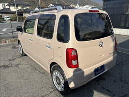 《外装》フロントパンパ―に小傷御座います。その他目立つ傷は無く非常に綺麗です。