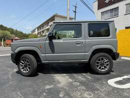 ジムニーJB64WのグレードXC＆5MT車です！納車時には外装の磨きを施工します！購入時にカスタム等のご相談も可能です！コンプリートベースやカスタムベースとしてもいかがでしょうか！