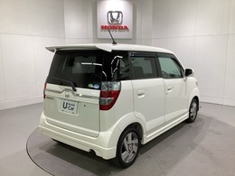 Honda認定中古車 U-Selectは3つの安心をお約束します。　1　Hondaのプロが整備した安心。 2　第三者機関がチェックした安心。　3　購入後もHondaが保証する安心。