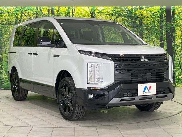大好評のボディコーティング「弾スプラッシュコート」もご納車までに施工可能。通常のガラスコートと異なる、耐久年数6年の無機質ガラスコーティングが、ボディをキレイな状態に保ってくれます。