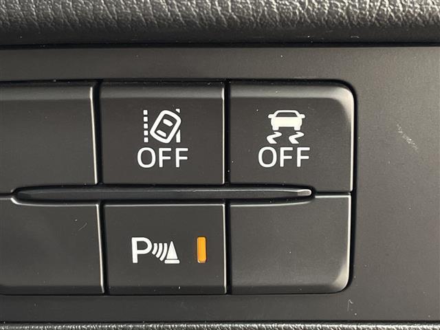 【運転席操作部】快適なドライブを楽しむための機能が装備されています！運転席から触れるので、使いやすいです！除菌プランいれていただくと、さらに清潔で安心していただけます！