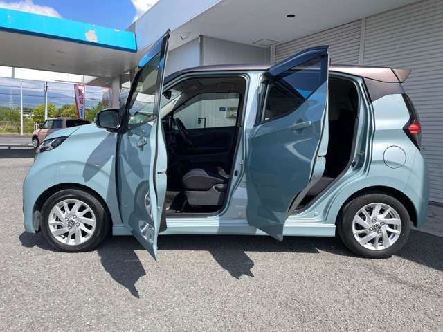 明るい車内