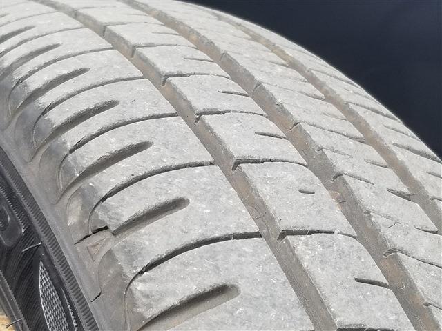 弊社の「東村山店」には鈑金担当がおり、お車をぶつけてしまった際や事故に遭われた際も自社でご対応致します。お車の事はトータルでサポートさせていただきます！