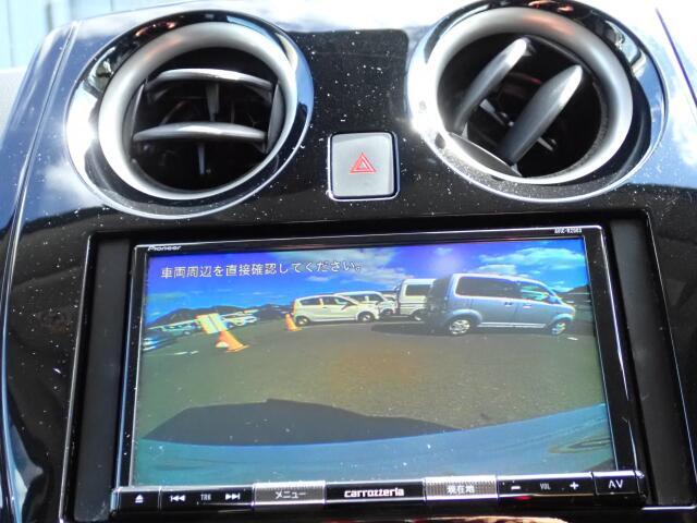 バックカメラ装備しております。駐車時に大変役に立ちますよ♪駐車が苦手な方にも便利機能です♪