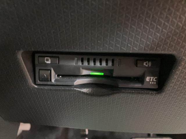 【ETC】高速道路の料金所をストレスなく通過！様々な高速料金割引も受けられ、話題のスポットやサービスエリアに多い「スマートIC」利用時は必須のアイテムです☆