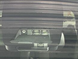 【トヨタセーフティセンス】走行中に前方の車両等を認識し、衝突しそうな時は警報とブレーキで衝突回避と被害軽減をアシスト。より安全にドライブをお楽しみいただけます。