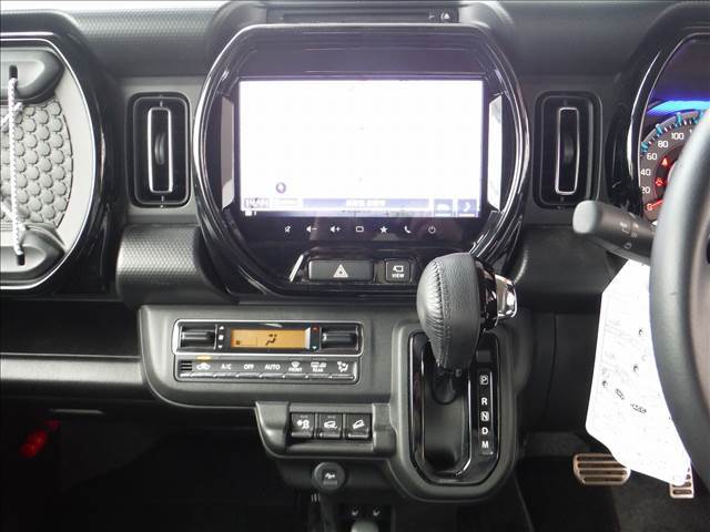4WD☆ターボ☆2トーンカラー☆メーカー9型ナビ☆Bluetooth☆全方位カメラ☆デュアルカメラブレーキ☆ACC☆オートハイビーム☆LEDヘッドライト☆ETC2.0☆OPメッキグリル＆リアスポイラー