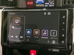 【9インチ　ディスプレイオーディオ】大画面ディスプレイへお持ちのスマートフォンと連携して、ナビやbluetoothでの音楽再生が可能です♪デザインはもちろん操作性も良好！別途ナビ機能の取付可能です♪