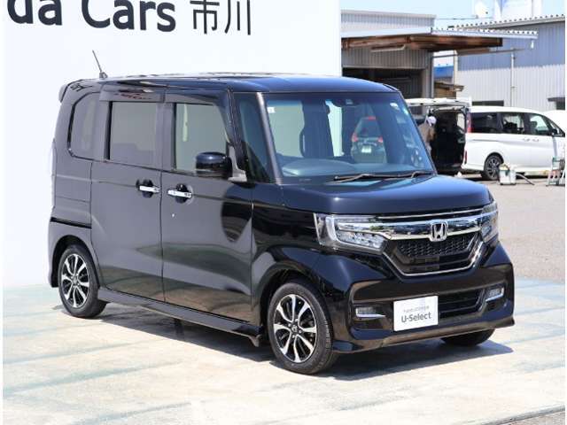 停車時に先行車が発進したことをお知らせしてくれる『先行車発進お知らせ機能』もホンダセンシングの1つです。