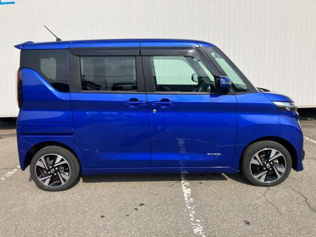 人気のターボ4WD入庫しました！衝突被害軽減ブレーキや障害物センサーなど安全装置もばっちり搭載！(^^)！