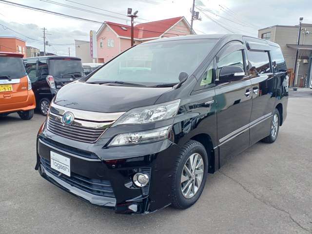 安心の整備渡し弊社では納車前の点検整備は提携するディーラーにて細部まで点検整備を実施させていただきます。安心の点検記録簿付きなので整備内容を把握する事が可能です。
