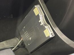 【ETC】高速道路の料金所をストレスなく通過！話題のスポットやサービスエリアに多い「スマートIC」利用時は必須のアイテムです。当店でセットアップを実施、ご納車当日からすぐにご利用いただけます！
