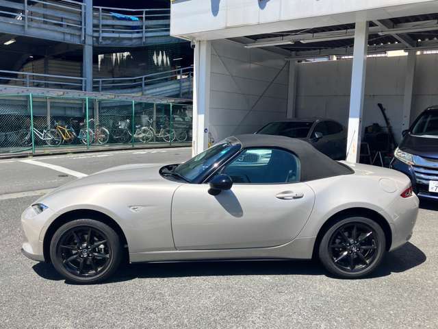 《安心の納車前整備！》国産・輸入車を問わず、提携工場にて熟練の整備士さんがしっかり整備をいたします。消耗品や壊れやすい箇所も点検・交換を済ませてご納車！安心してドライブ頂けます。