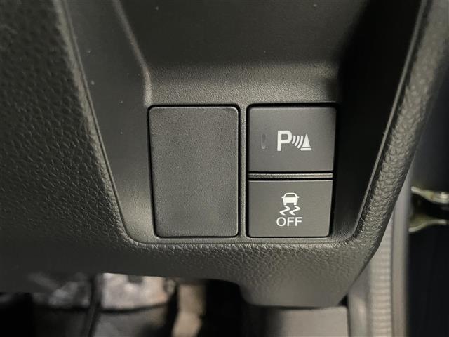 【運転席操作部】快適なドライブを楽しむための機能が装備されています！運転席から触れるので、使いやすいです！除菌プランいれていただくと、さらに清潔で安心していただけます！