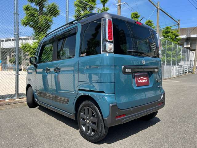 当店では納車前には外装（ボディ）はしっかりと磨きピカピカにてお渡し出来ます様に作業しています。きっと気に入って頂けるかと思います！
