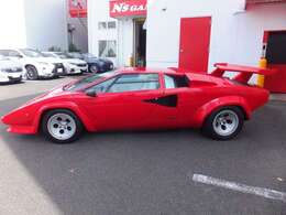 ランボルギーニ カウンタックの中古車 中古車情報 Carview