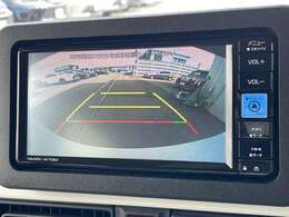 ◆純正ナビ◆【バックモニター】後ろのカメラの映像をモニターに映し出すことができます！後方の見えない死角や、障害物との距離感をしっかり確認することができます！駐車が苦手な方におすすめです。