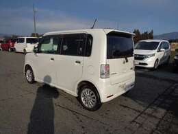 スタッフはスポーツカー、クロカン系、ミニバン系などクルマのカスタムが好きです！会社のイベントとしてドリフトや走行会参加も進んで行っております。